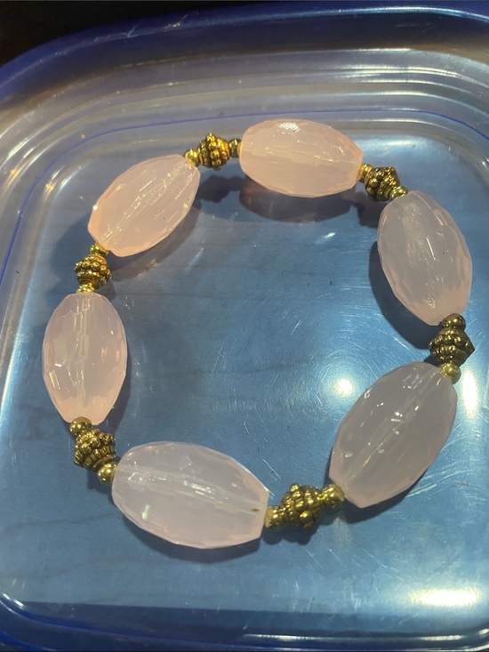 Jewelry - Light Pink Large Bead Bracelet Stretch